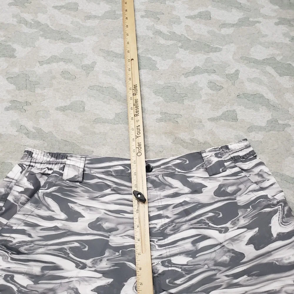 Reel Legends Shorts Mens XL Gray Cargo Pockets Fishing Outdoors Travel